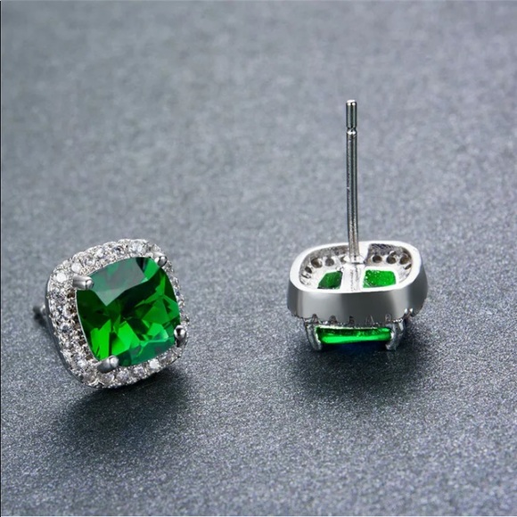 Diamond Halo Stud Earrings - Picture 6 of 6